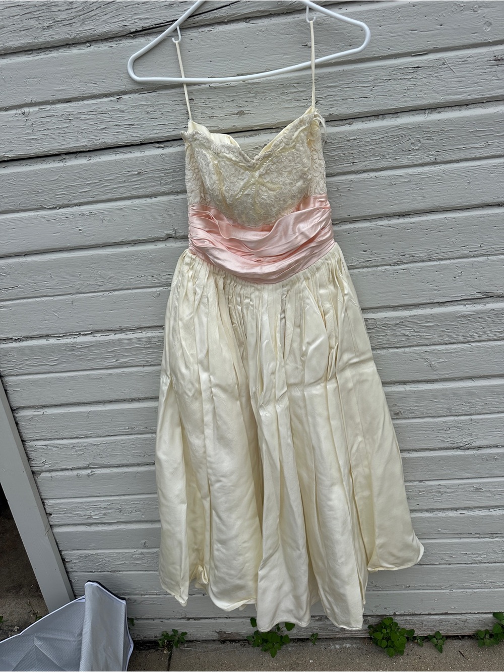 Vintage Ivory Lace Bodice Strapless Dress with Pink Satin Waist
